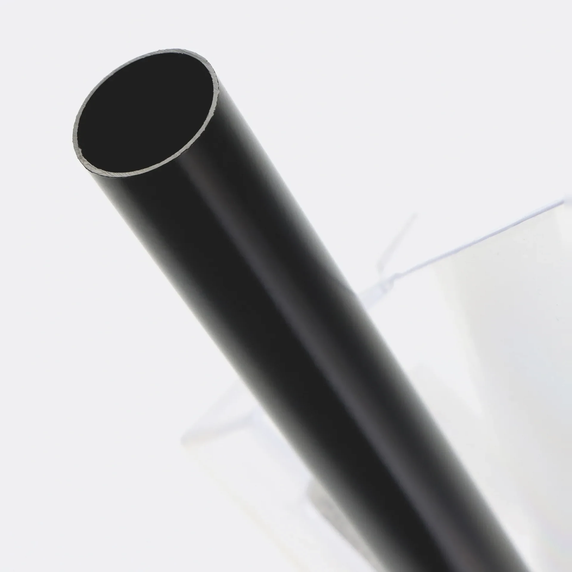 TUBE 28mm 1m50 NOIR MAT